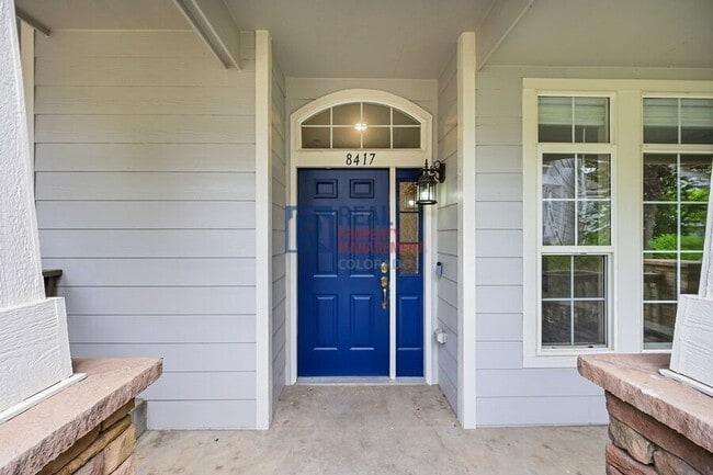 Primary Photo - 8417 Stonybridge Cir