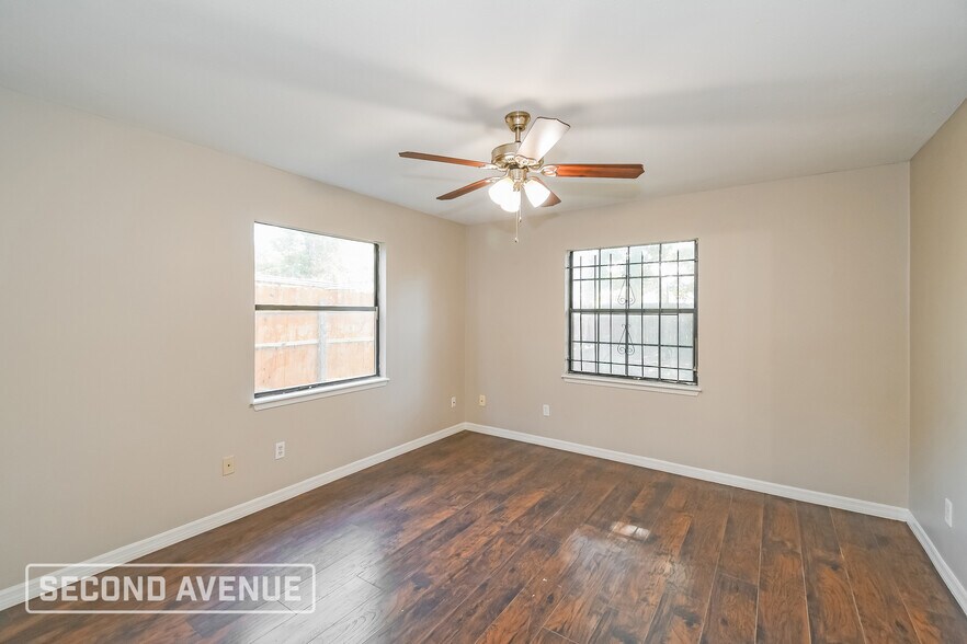Building Photo - 11771 Mallard Ln
