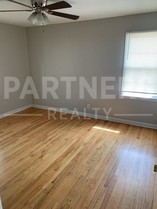 Building Photo - 3333 Carter Hill Rd