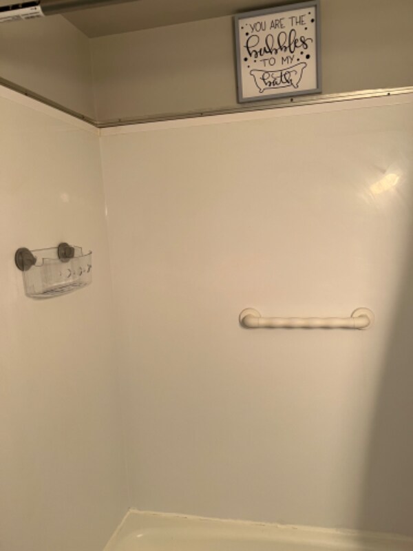 Building Photo - 505 W 53rd Ave