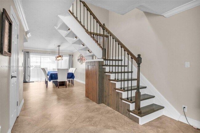 Building Photo - 6797 SW 40th St