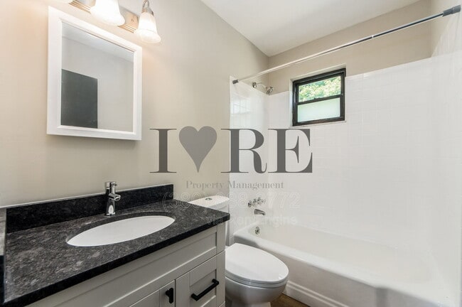 Building Photo - 85 Stevens Ave