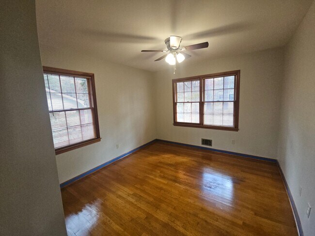 Building Photo - Renovated Classic - Upscale Brick Ranch on Basement