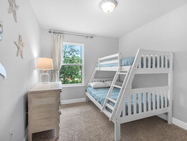 Building Photo - Brand New Furnished Townhome located just ...