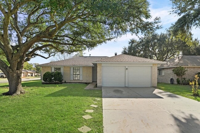 Primary Photo - 14003 Vinehill Dr