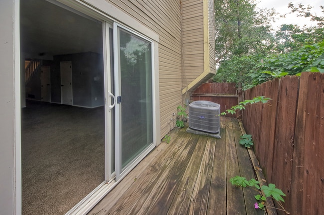 Building Photo - 1506 Crestone Ave