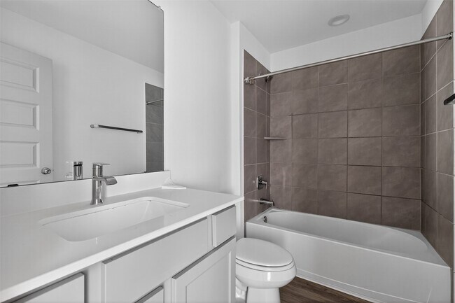 Building Photo - 6823 Amber Clf Ln