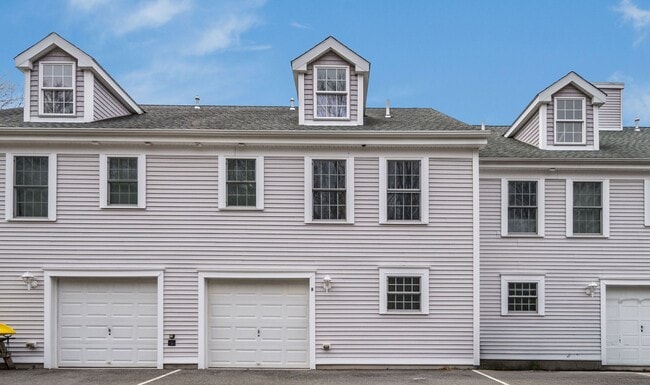 Building Photo - 77 Lyme St