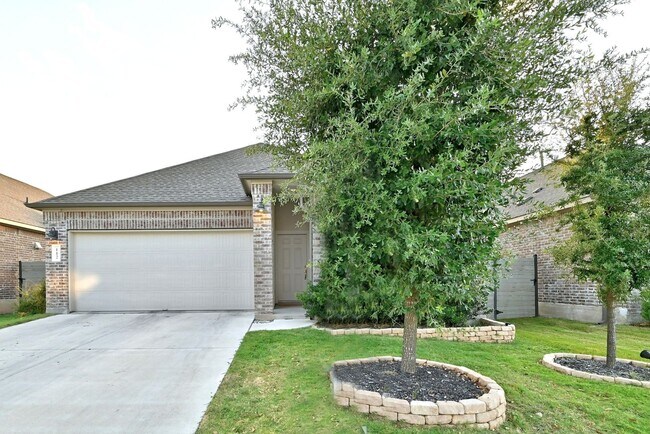 Building Photo - 3/BR 2/BA Home with Modern Touches and Cozy Outdoor Living!