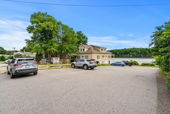 Building Photo - 35 Merrimac St