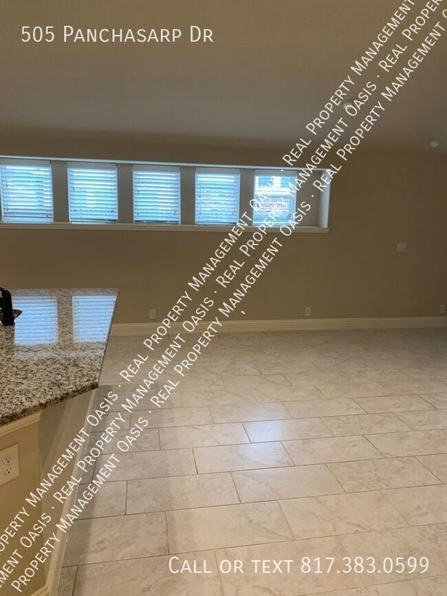 Building Photo - 505 Panchasarp Dr