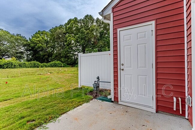 Building Photo - 124 Keel Ln