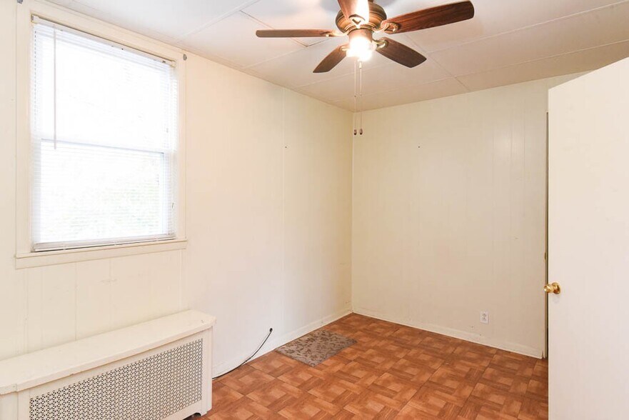 Building Photo - 3734 W Wabansia Ave