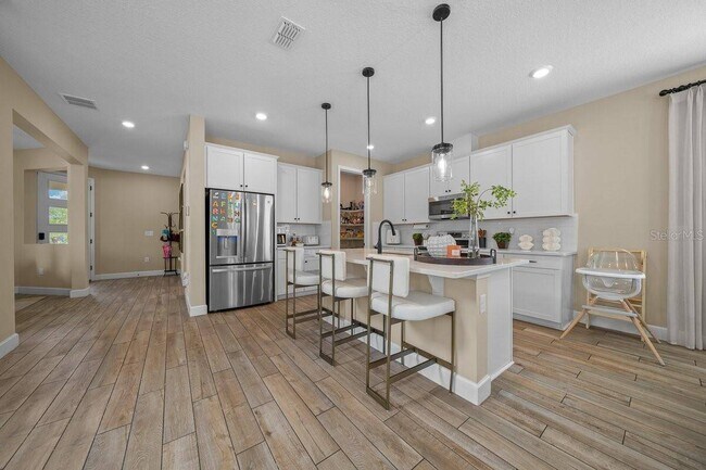 Building Photo - 3916 Southern Vis Lp