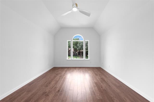 Building Photo - 3310 Meadow Wood Dr