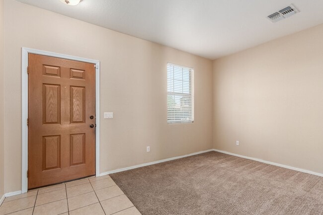 Building Photo - Welcome to Your Dream Home in Laveen Farms!