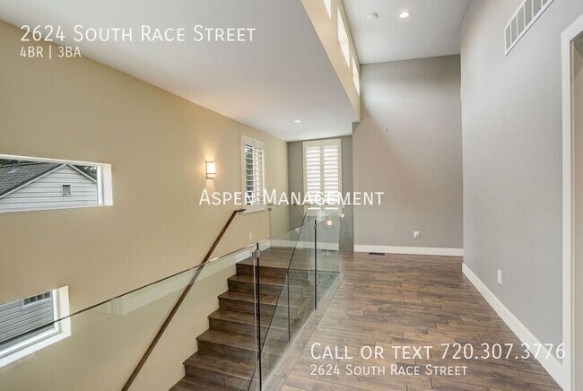 Building Photo - 2624 S Race St