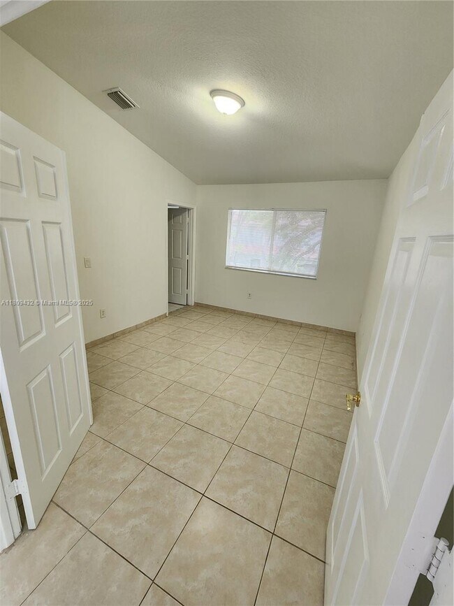 Building Photo - 2685 SW 83rd Terrace