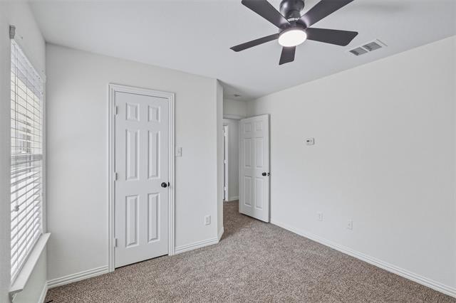 Building Photo - 1706 Clear Springs Dr