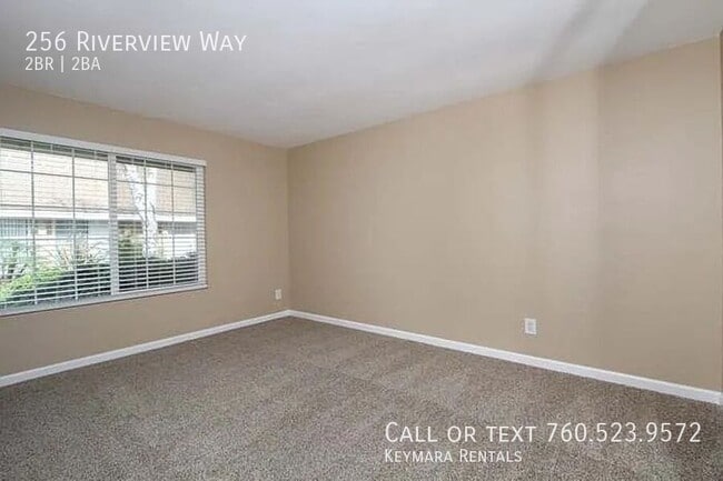 Building Photo - 256 Riverview Way
