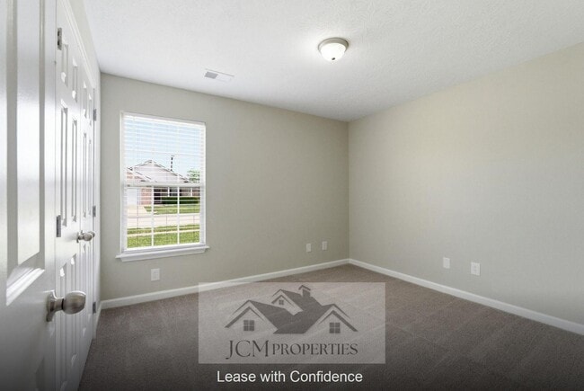 Building Photo - 2001 Polk Ln