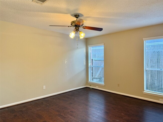 Building Photo - 2923 Cottonfield Way