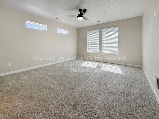 Building Photo - 3791 E Hags Head St