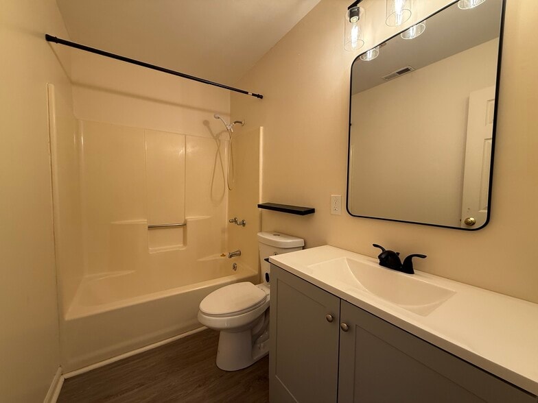 Building Photo - 1479 Slaterville Rd