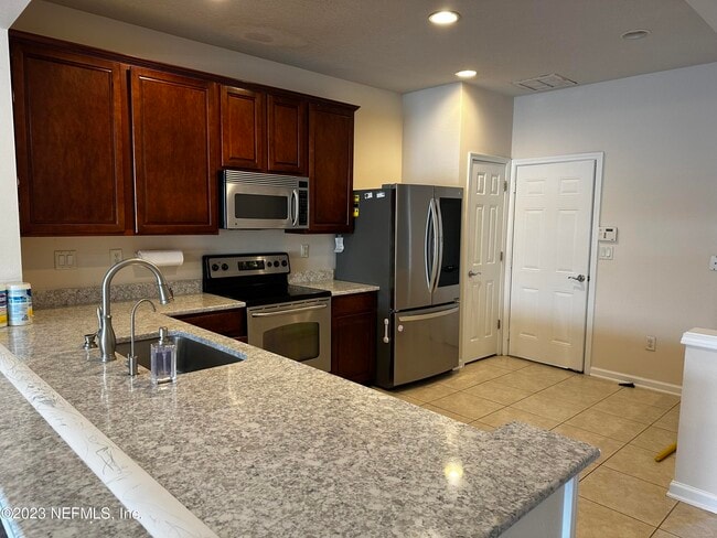 Building Photo - 4221 Marblewood Ln