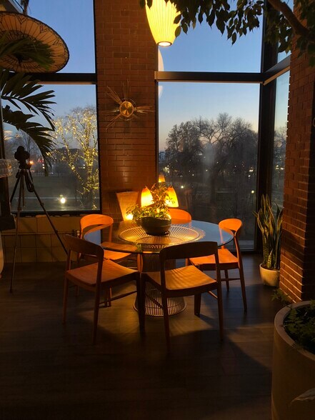 Building Photo - 360 W 300 S