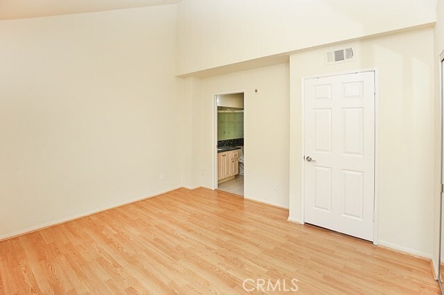 Building Photo - 223 N Adams St