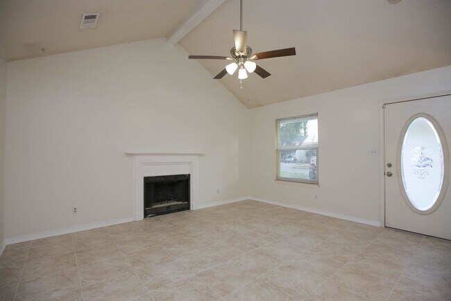 Building Photo - 6972 Weatherwood Dr