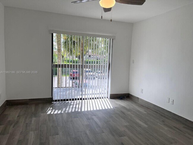 Building Photo - 8820 SW 132nd Pl