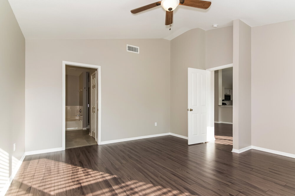 Building Photo - 1748 Kirtley Dr