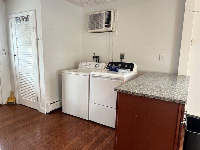 Building Photo - 29R Cutler 1