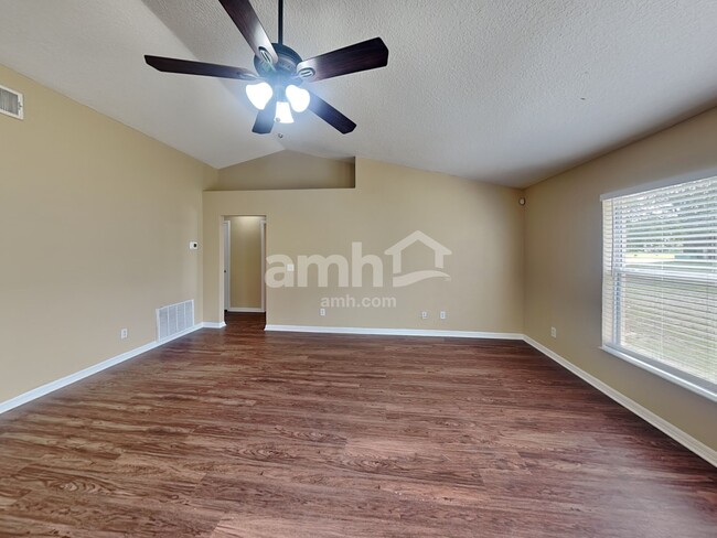 Building Photo - 1204 Mt McKinley Ct
