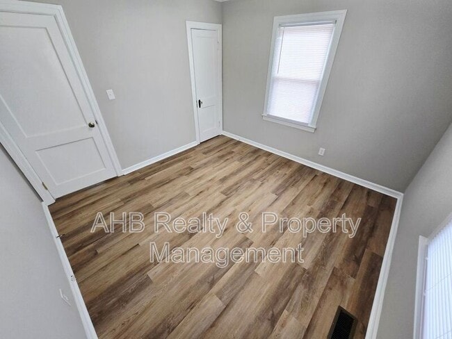 Building Photo - 1218 Franklin St