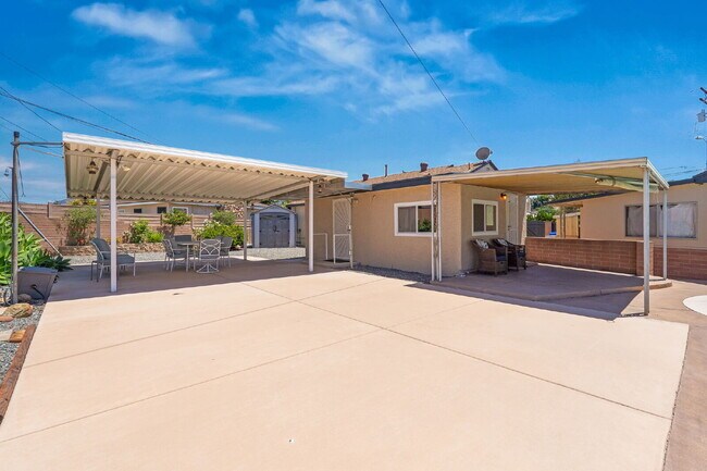 Building Photo - A San Diego Home with a Pool? Yes please!