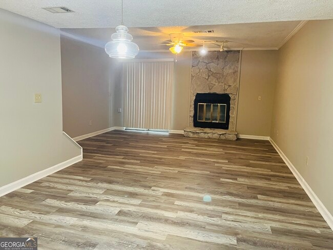 Building Photo - 5313 Waverly Trce