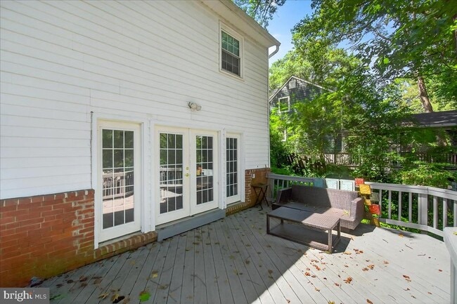 Building Photo - 4009 Simms Dr
