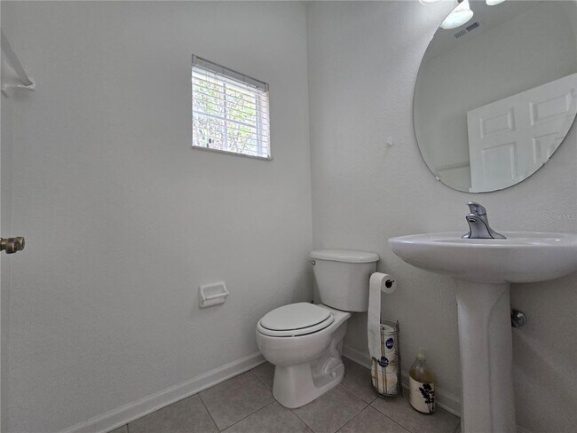 Building Photo - 3542 Shallot Dr