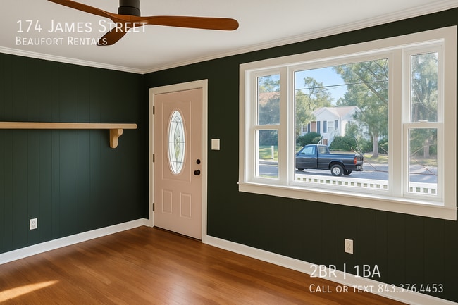 Building Photo - 174 James St