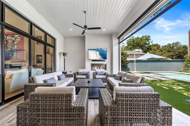 Building Photo - 4431 Myerwood Ln