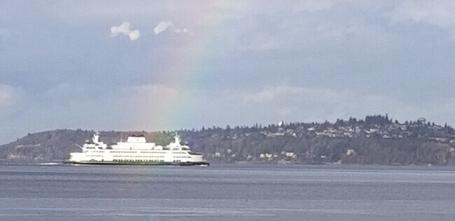 Building Photo - 3066 63rd Ave SW