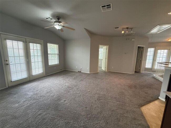 Building Photo - 1900 Scofield Ridge Pkwy