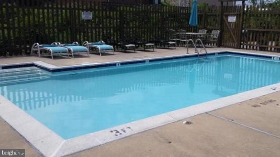 Building Photo - 204 Seneca Way