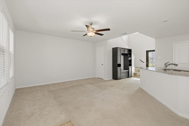 Building Photo - 1228 Haverford Ln