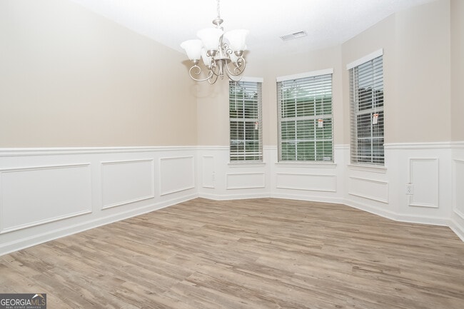 Building Photo - 1012 Ardwick Ct SE