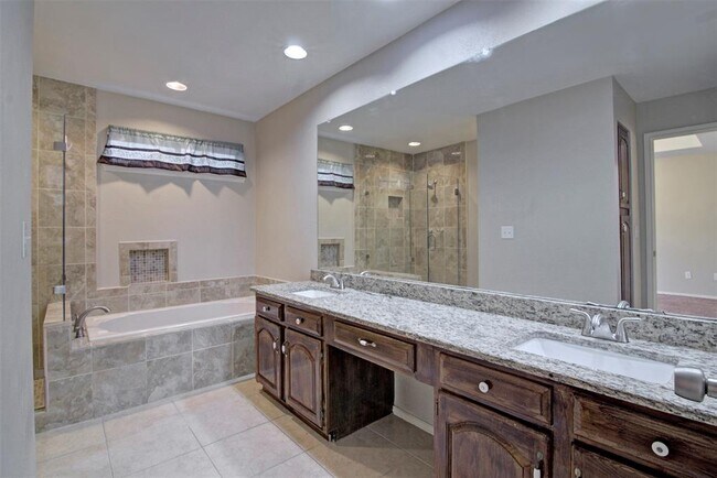 Building Photo - 5100 Verde Valley Ln