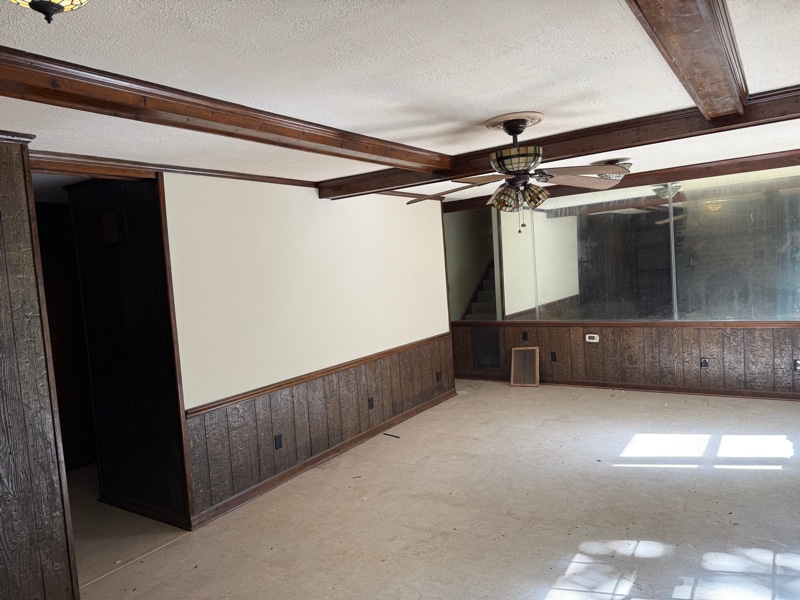 Building Photo - 205 South End Rd